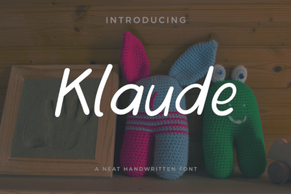 Klaude: A Thoughtful Script Typeface for Editorial Warmth